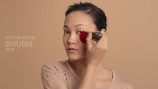 Quick Everyday Makeup Look with Synchro Skin Self-Refreshing Cushion Compact | Shiseido