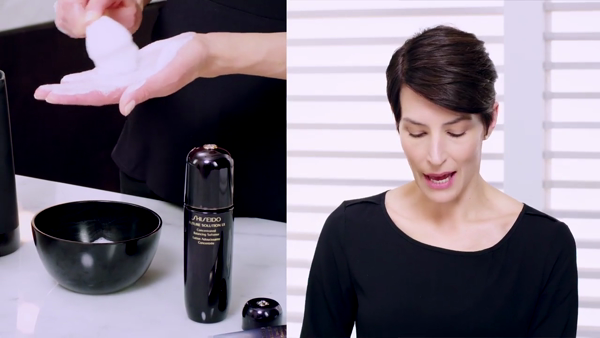 How to Cleanse and Soften Your Skin | Beauty Expert Tips | Shiseido