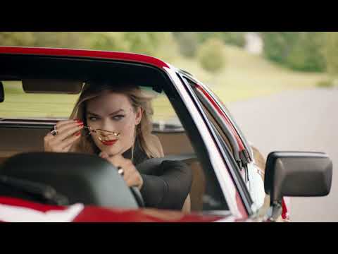 License to Thrill: Pure Color Envy Lipstick