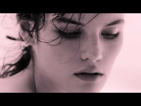 narciso rodriguez - for her MUSC NOIR