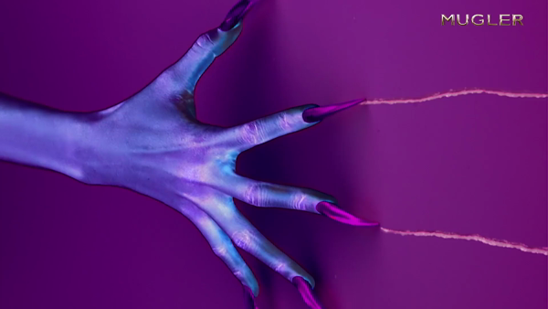 Alien Hypersense Eau De Parfum - SHE'S COMING FOR YOU